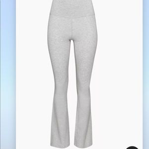 aritzia tna chill atmosphere flare hi-rise legging